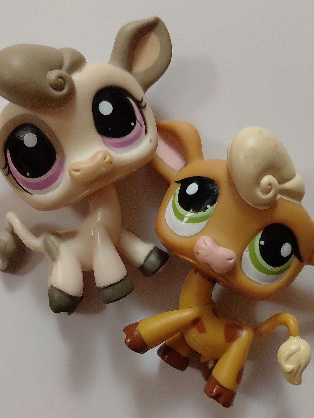 2 LPS Cow Lot - #1351 And #1833